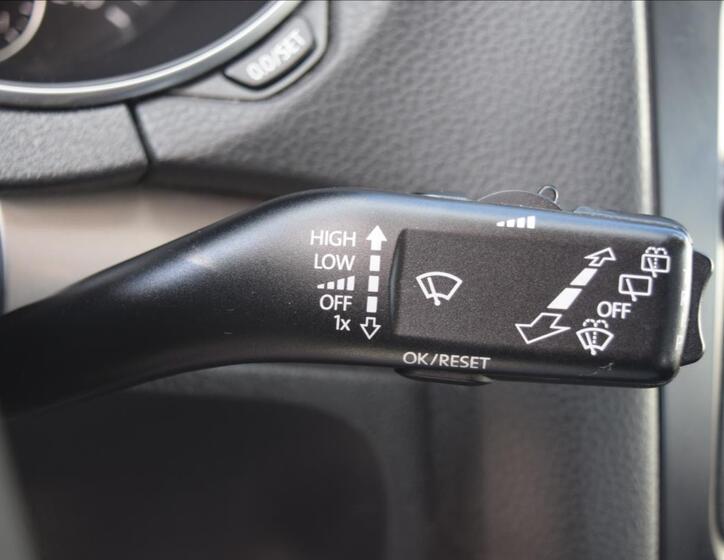 Volkswagen Golf 34