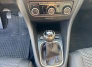 Volkswagen Golf 16