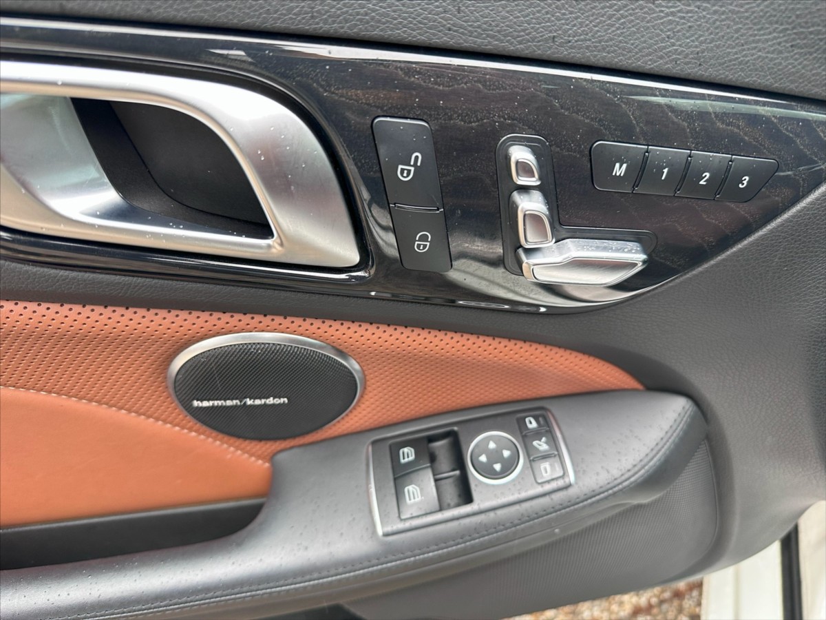 Mercedes-Benz SLC