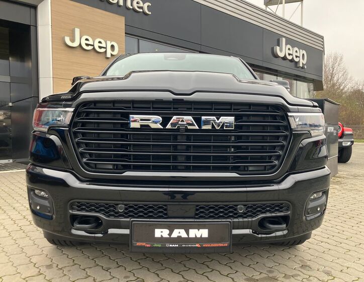 Dodge RAM 7