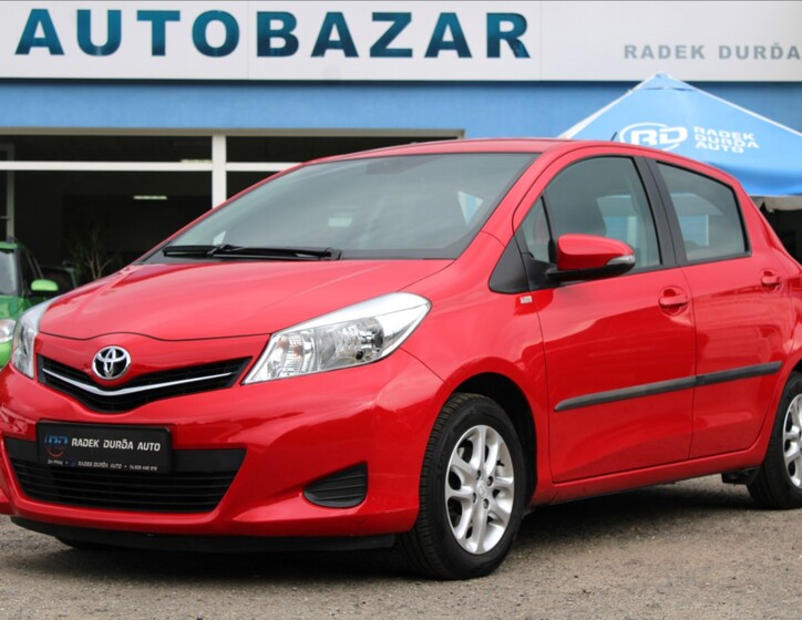 Toyota Yaris 1