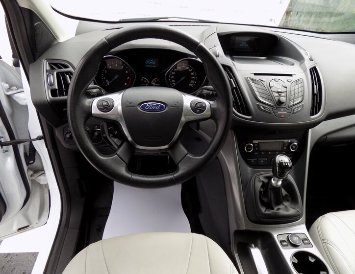 Ford Kuga 23