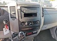 Volkswagen Crafter 9