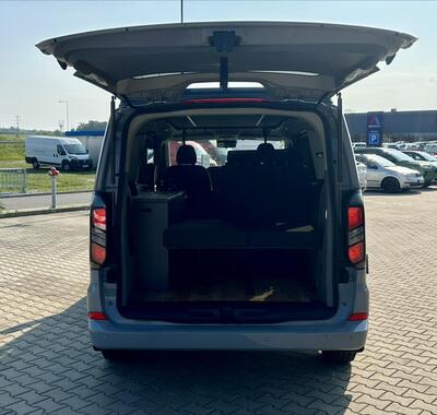 Ford Tourneo Custom 12
