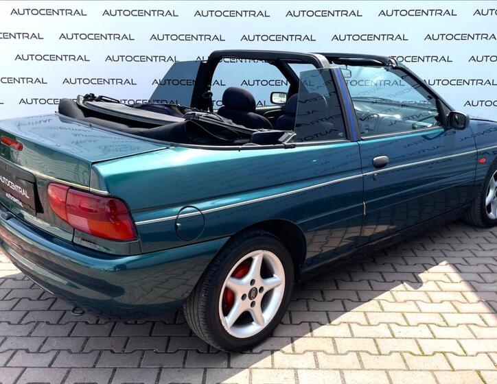 Ford Escort 8