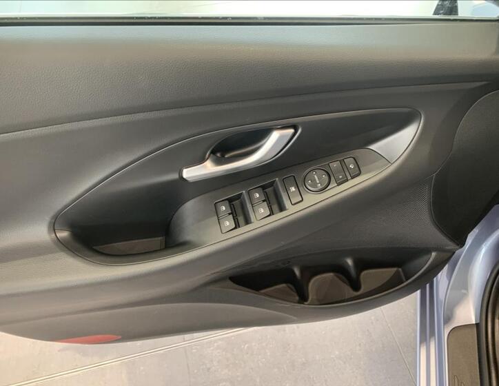 Hyundai i30 27