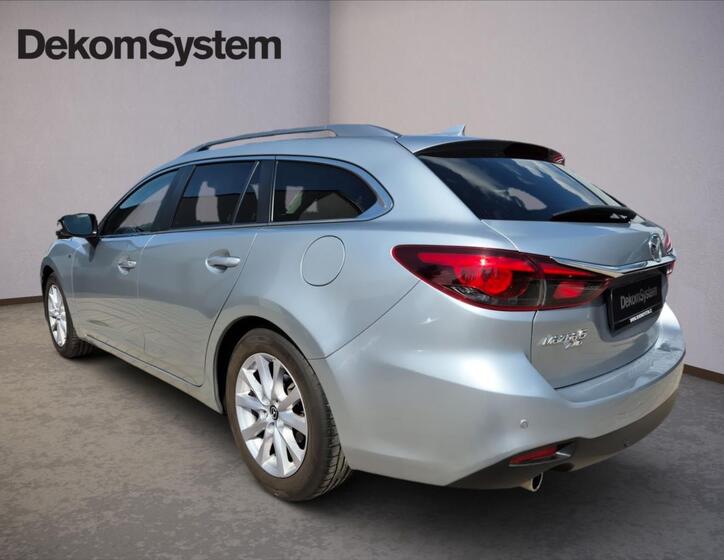 Mazda 6 4