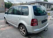 Volkswagen Touran 9