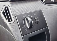 Mercedes-Benz Vito 21