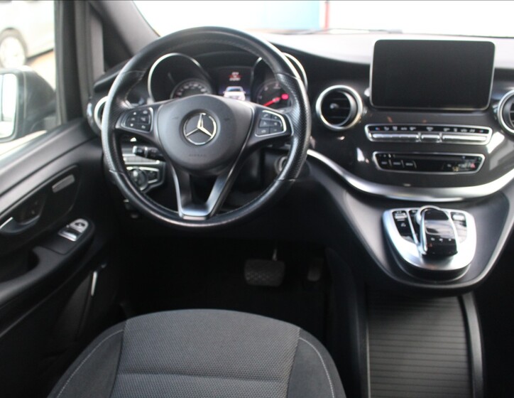 Mercedes-Benz Třídy V 18