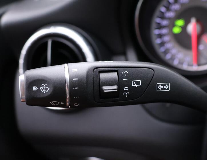 Mercedes-Benz CLA 19