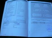 Volkswagen New Beetle 27