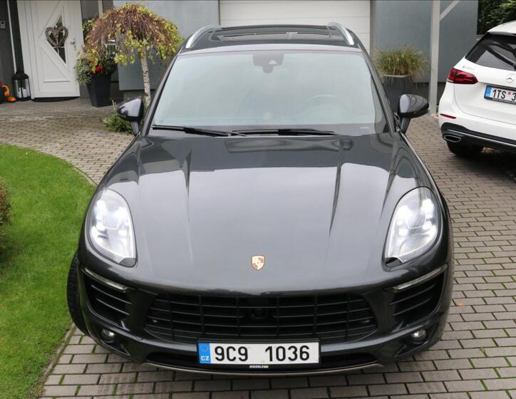 Porsche Macan 12