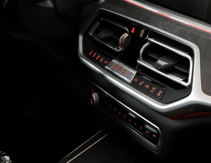 BMW X7 20