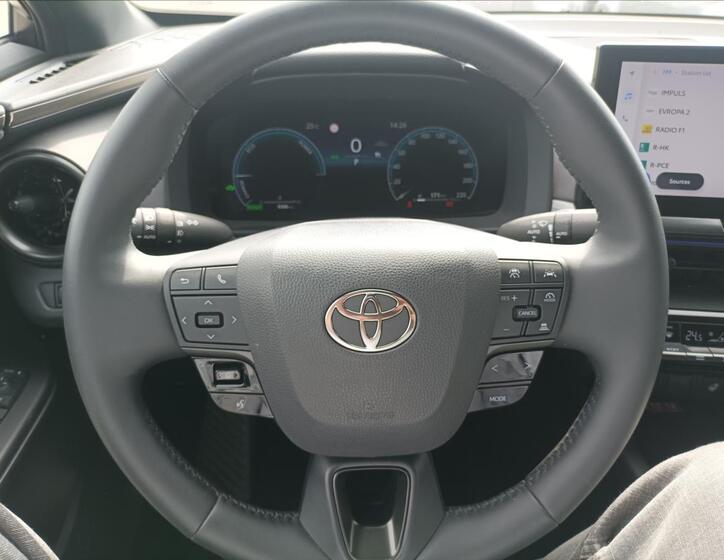 Toyota C-HR 11
