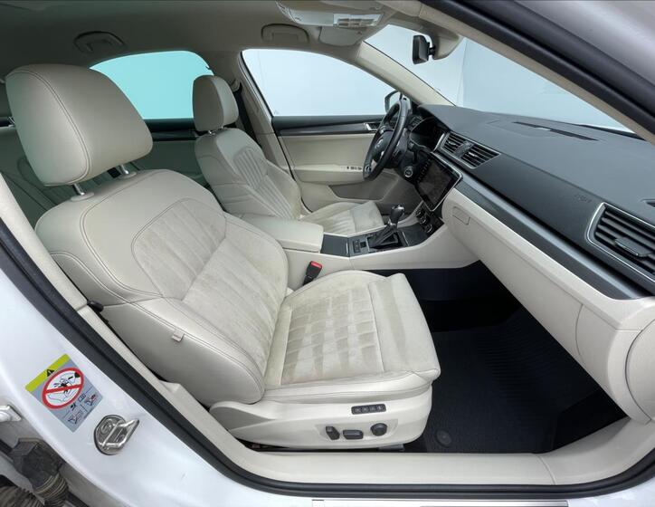 Škoda Superb 18