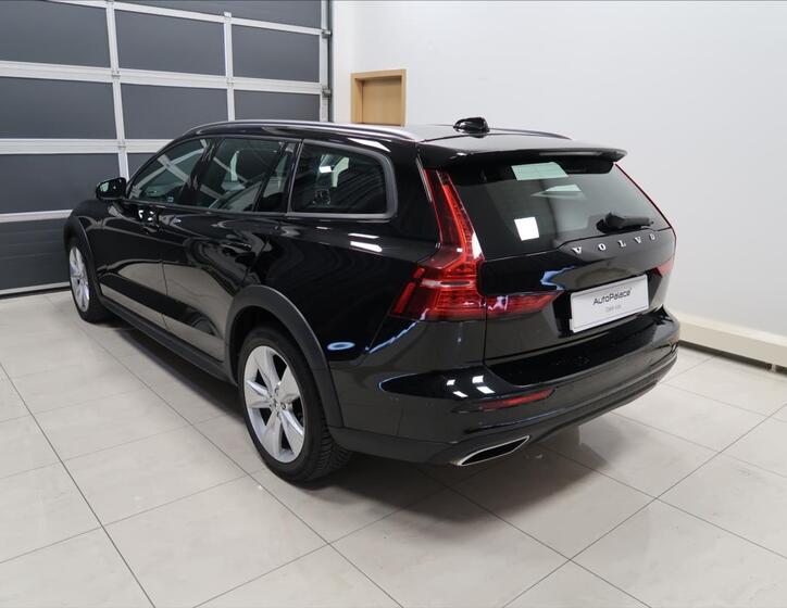 Volvo V60 6