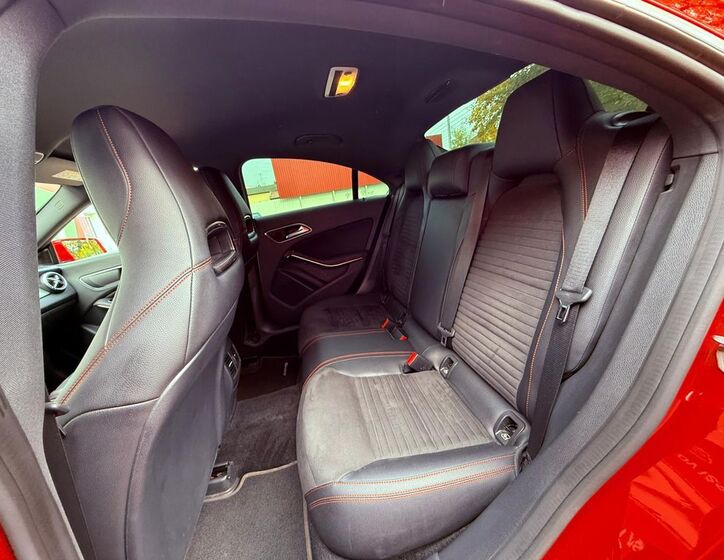 Mercedes-Benz CLA 12