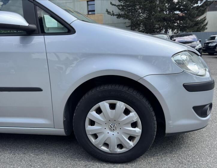 Volkswagen Touran 23