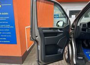 Volkswagen Caravelle 18