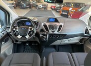 Ford Tourneo Custom 13