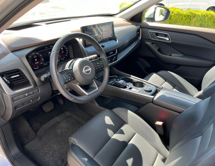 Nissan Ostatní 14
