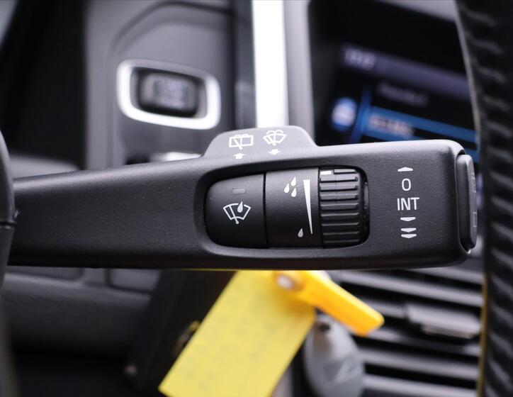 Volvo XC60 20