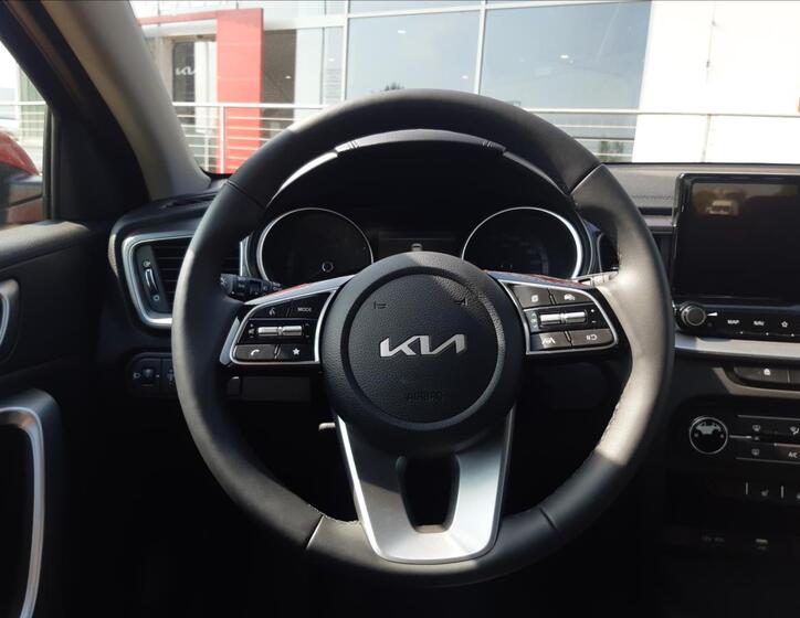 KIA Ceed 14