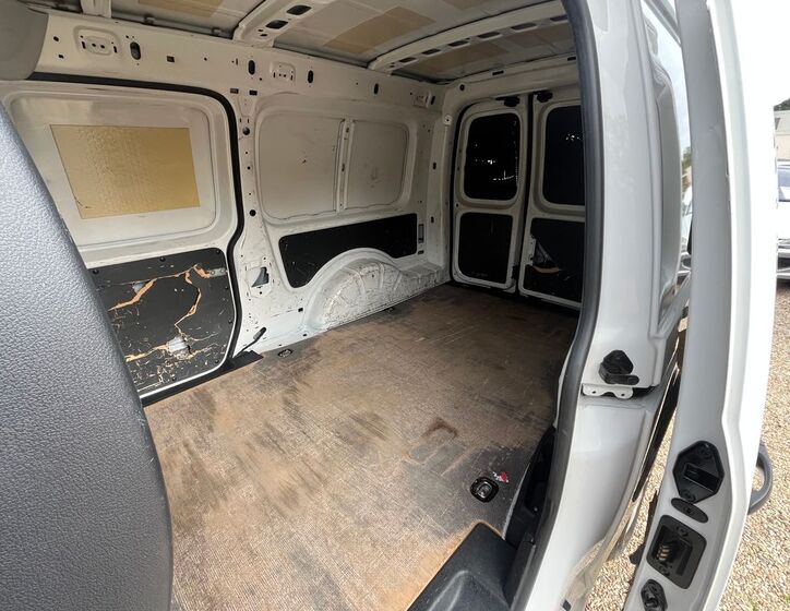Volkswagen Caddy 14