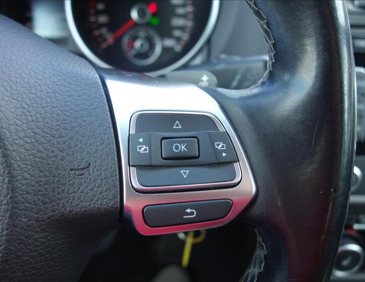 Volkswagen Golf 29