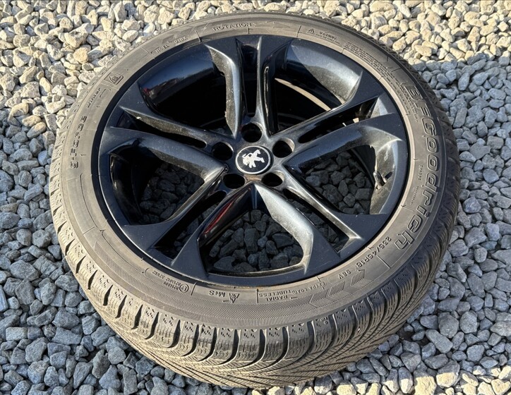 Peugeot RCZ 30