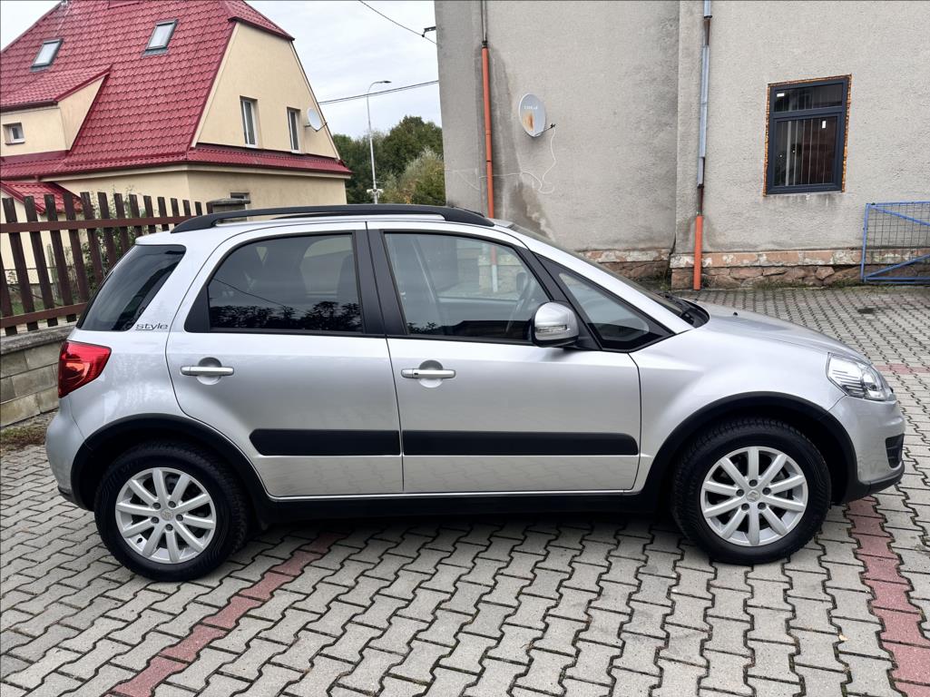 Suzuki SX4