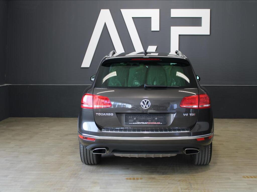 Volkswagen Touareg 9