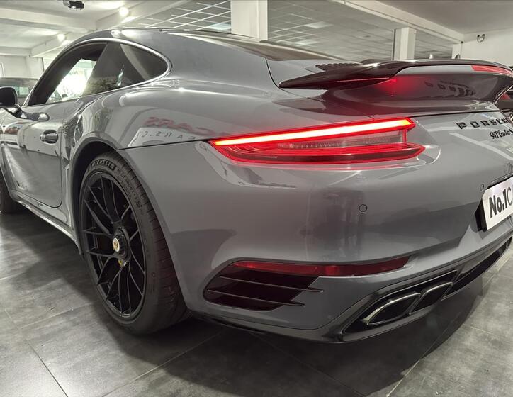 Porsche 911 27