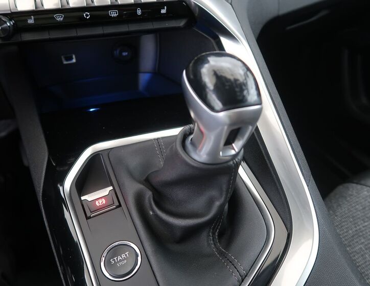 Peugeot 5008 38