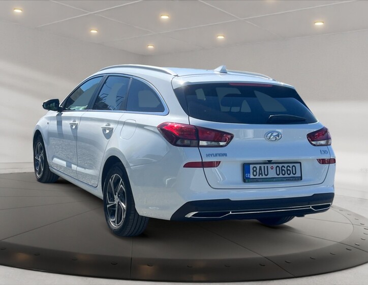 Hyundai i30 4