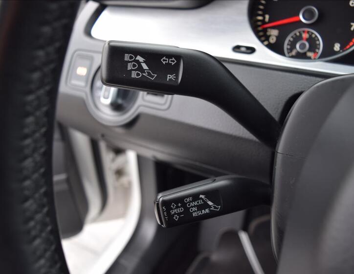 Volkswagen Passat 35