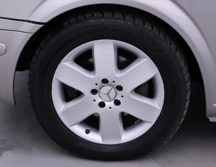 Mercedes-Benz Viano 24