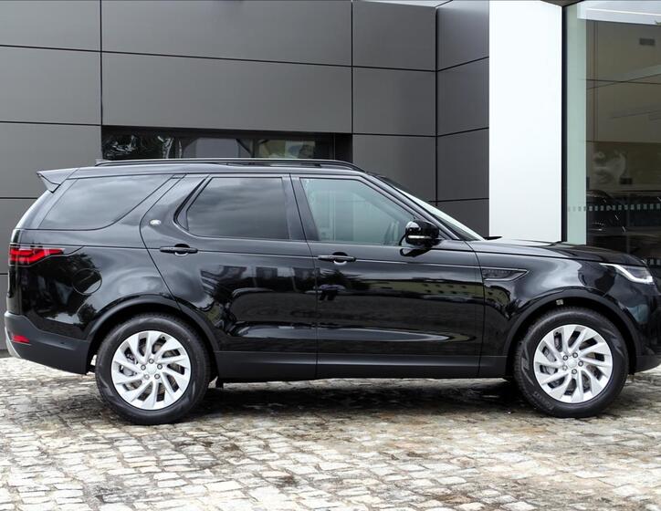Land Rover Discovery 5