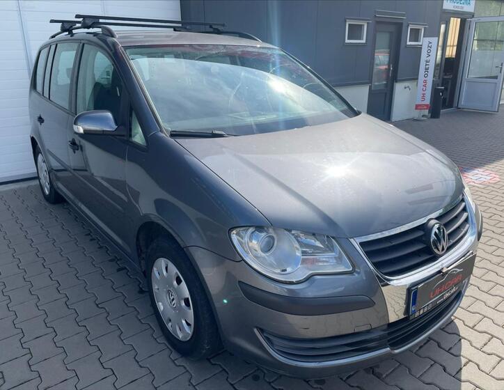 Volkswagen Touran 3