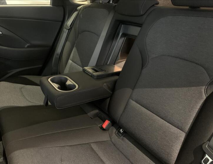Hyundai i30 16