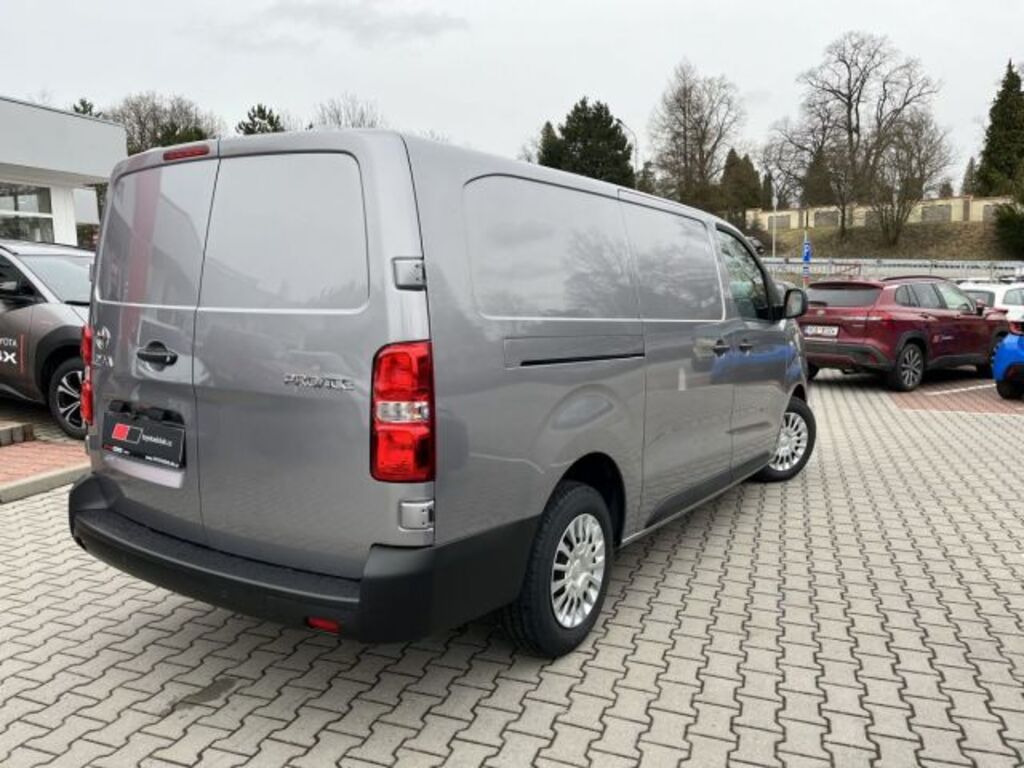 Toyota ProAce 6