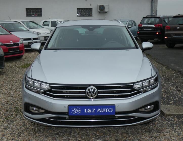 Volkswagen Passat 2