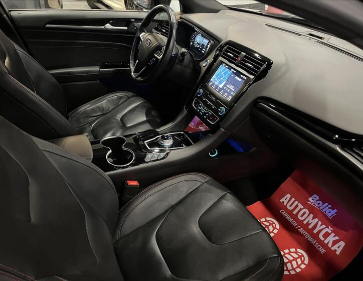 Ford Mondeo 9