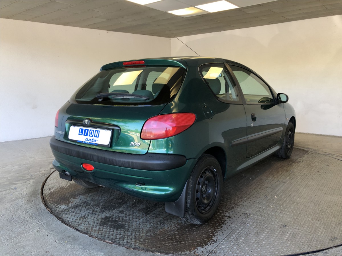 Peugeot 206