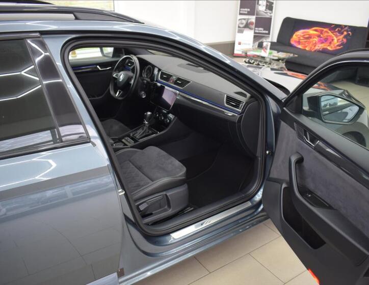 Škoda Superb 16