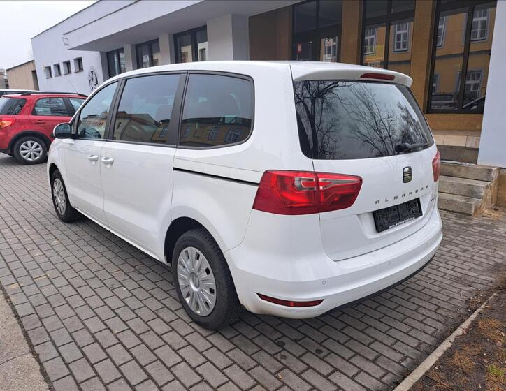 Seat Alhambra 5