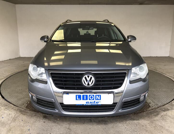 Volkswagen Passat 2