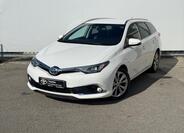 Toyota Auris 1