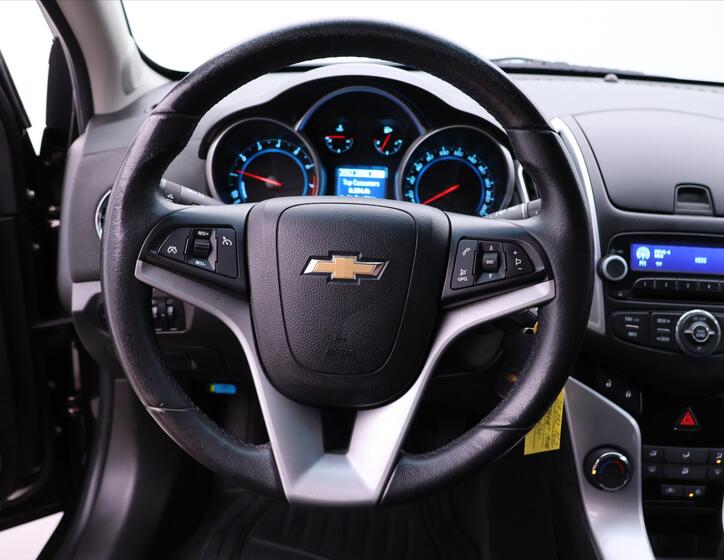 Chevrolet Cruze 16